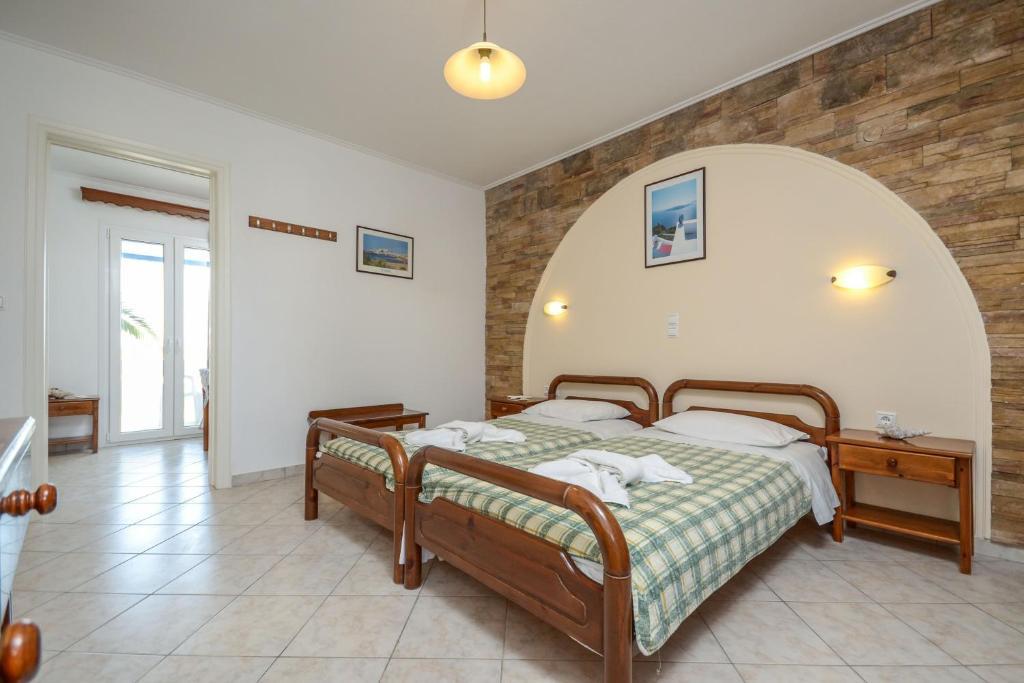 Polemis Studios & Apartments Agia Anna  Room photo