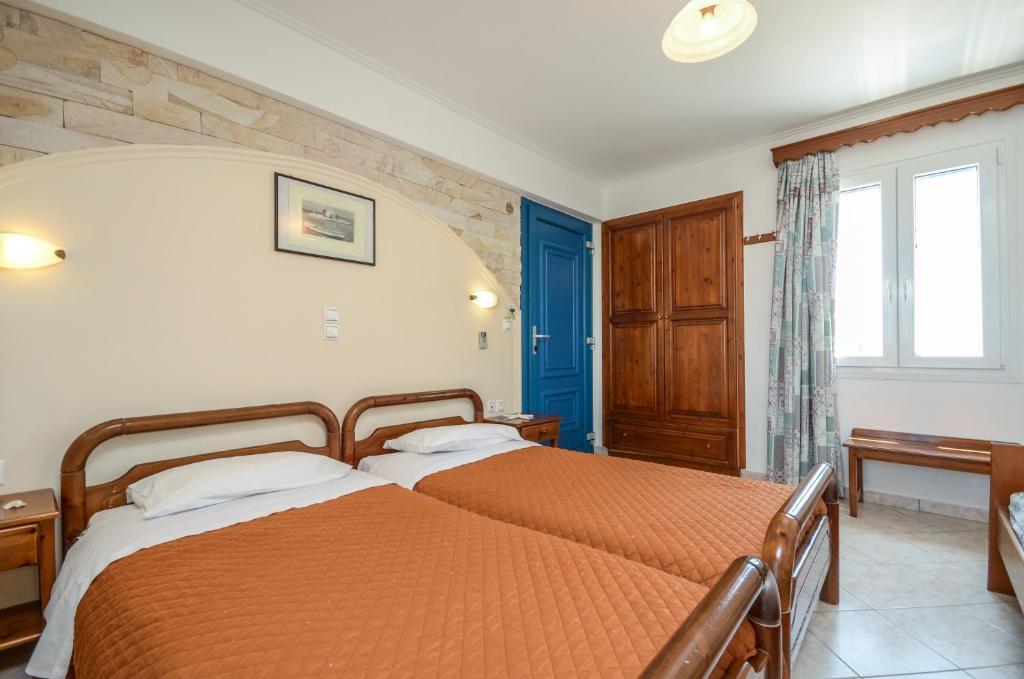 Polemis Studios & Apartments Agia Anna  Room photo